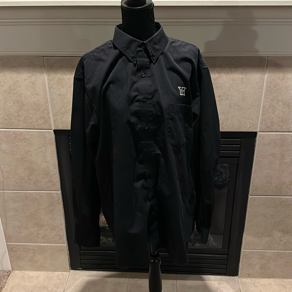 Black Yard House Men’s Button Down Dress Shirt